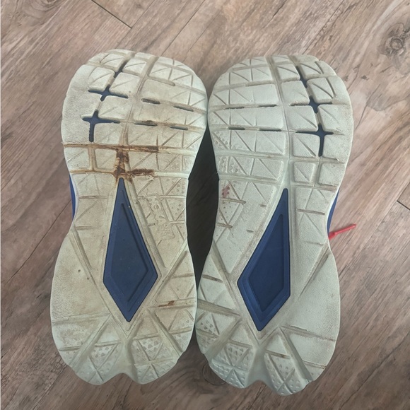Hoka One Running Shoes - Picture 9 of 14